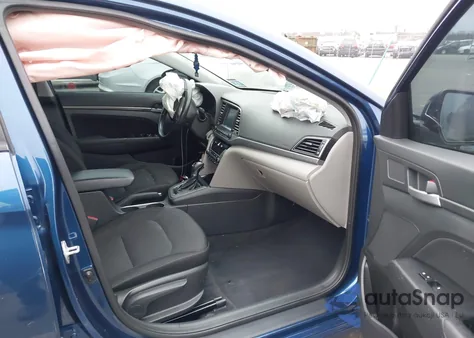 2017 Hyundai Elantra Se из США, поврежденный, VIN 5NPD84LFXHH075370